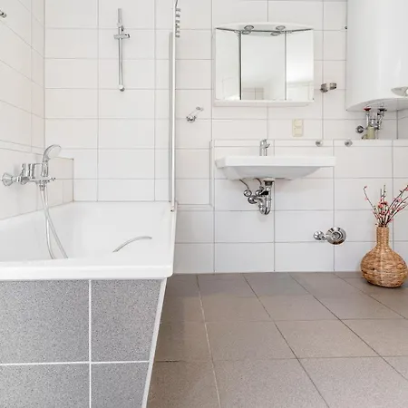 Ostseebad-zinnowitz-charmantes-ferienappartement-morgensonne شقة